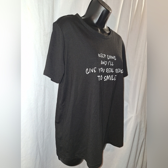 SHEIN Black Short Sleeve Tee with Fun Print - Picture 3 of 6